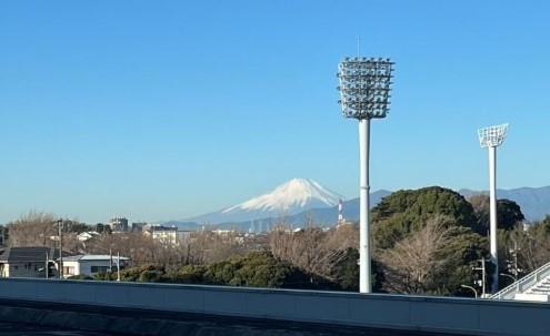 リハビリ室からの富士山