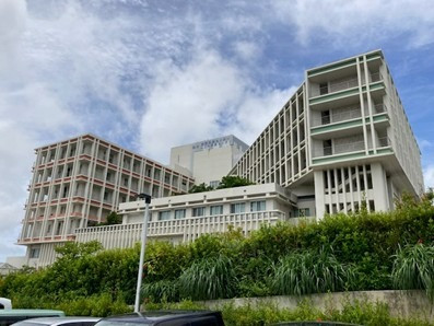 沖縄県立南部医療センター・こども医療センターを訪問しました